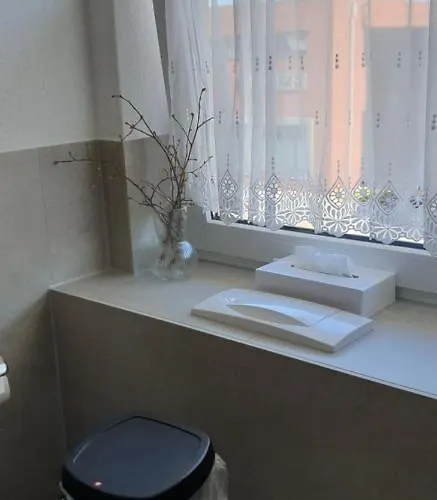 加斯塔斯鲁塔姆酒店 招待所 5*