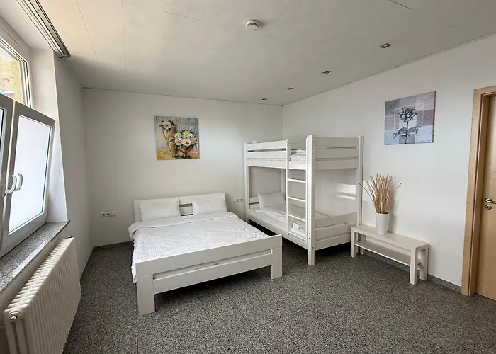 加斯塔斯鲁塔姆酒店 招待所 鲁斯特